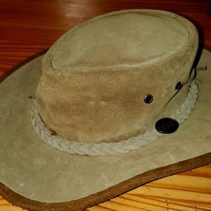 Barmah Foldaway Suede Leather Hat
